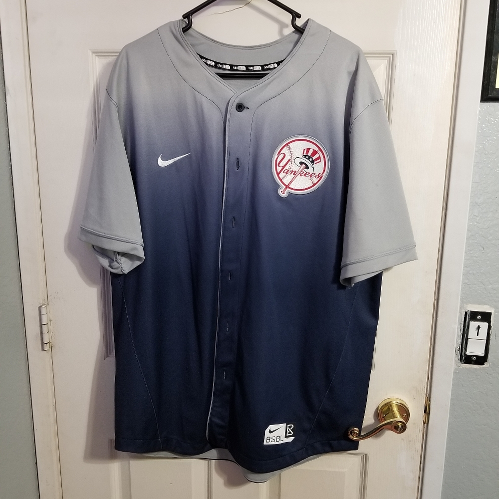 New York Yankee Jersey